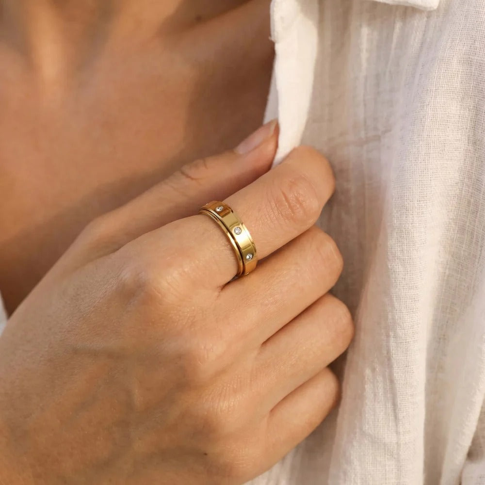 Tranquility Spinner Ring